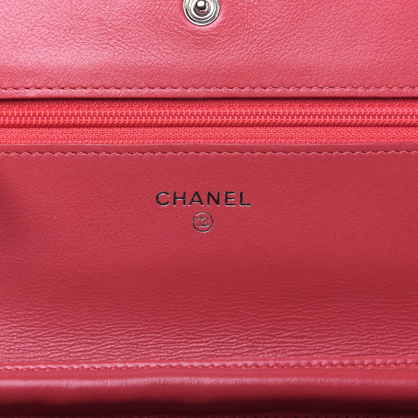 Patent Quilted Wallet On Chain WOC Coral