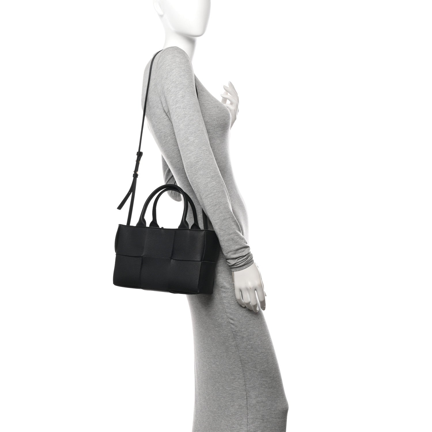 Bottega Veneta Nappa Maxi Intrecciato Arco Tote Black 2 of 13