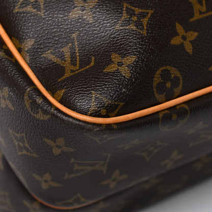 Louis Vuitton Monogram Reporter GM 6 of 18