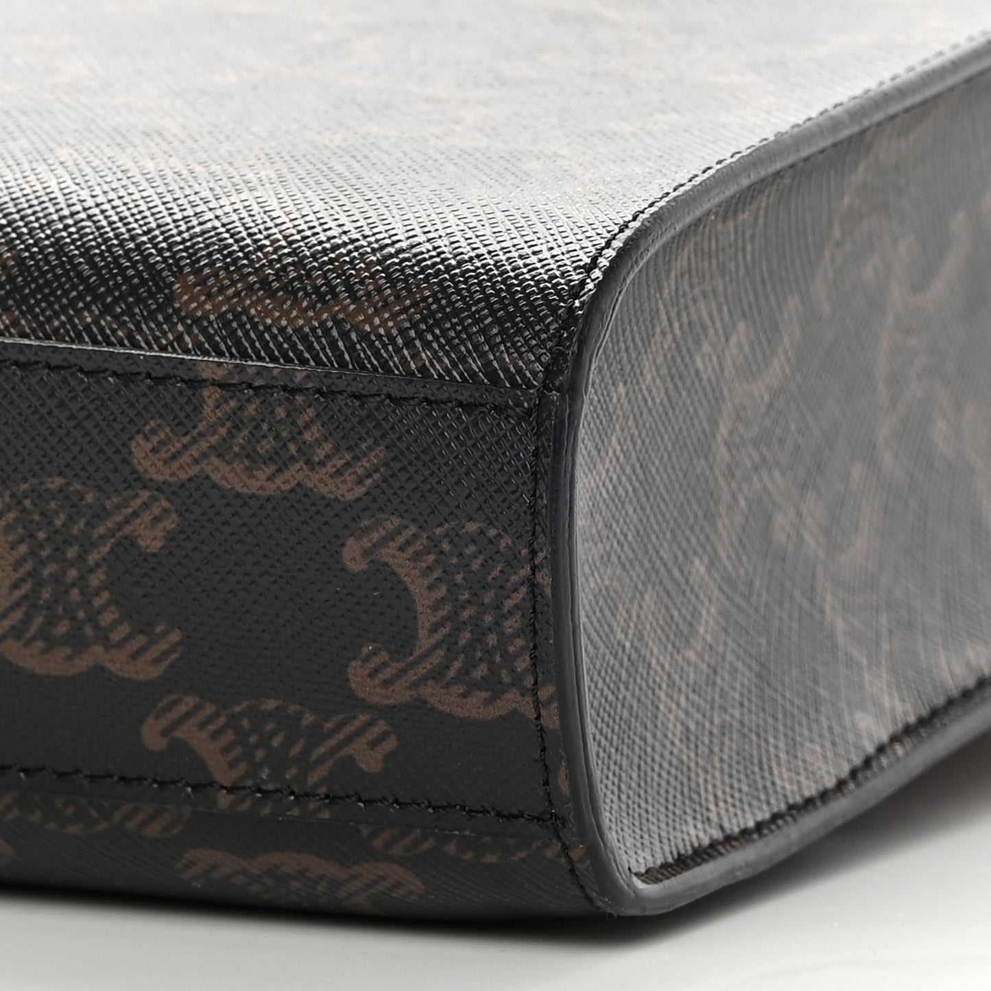 Triomphe Canvas Calfskin Mini Vertical Cabas Tan