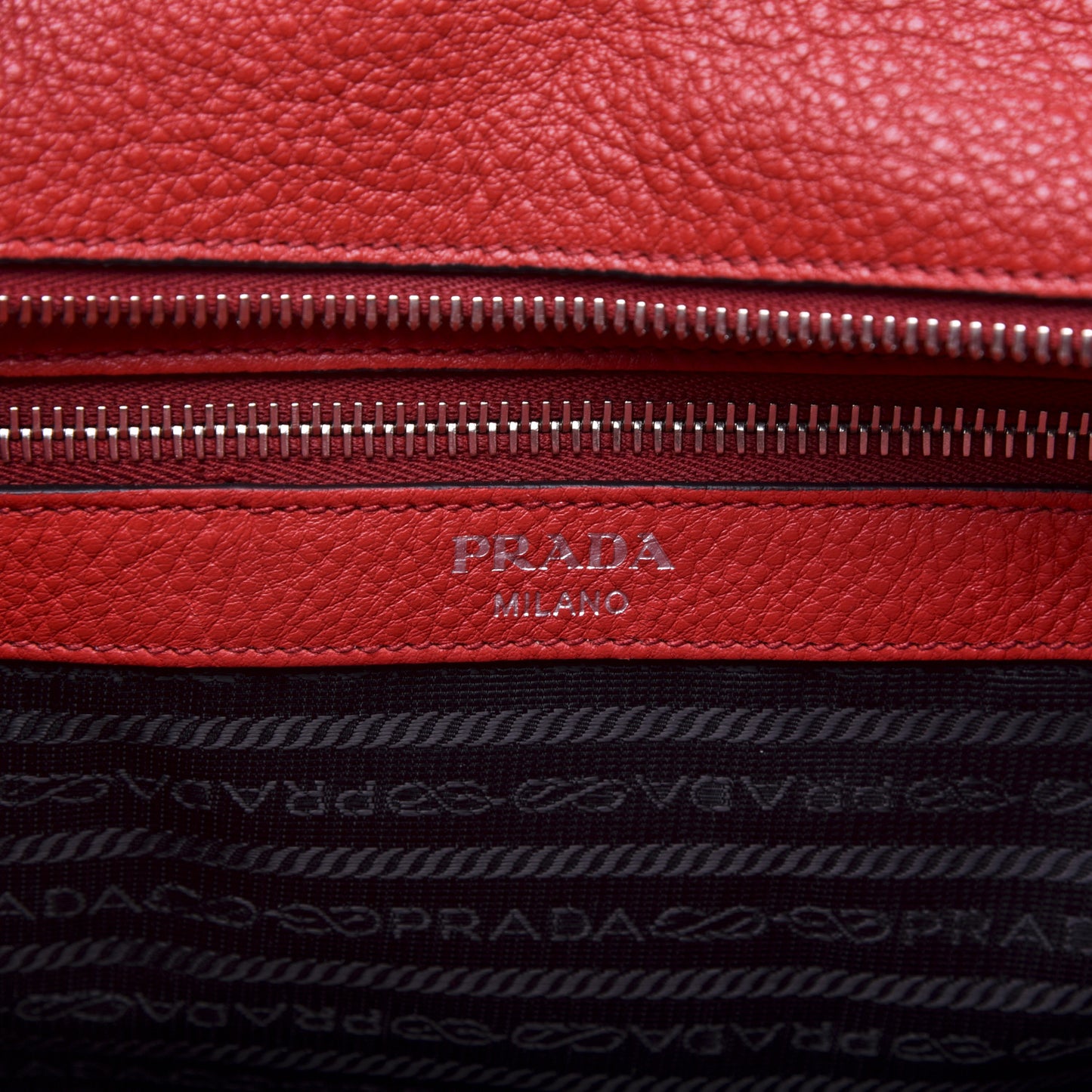 Vitello Phenix Tote Rosso