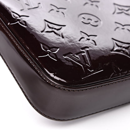 Louis Vuitton Vernis Pochette Accessories NM Amarante 8 of 9