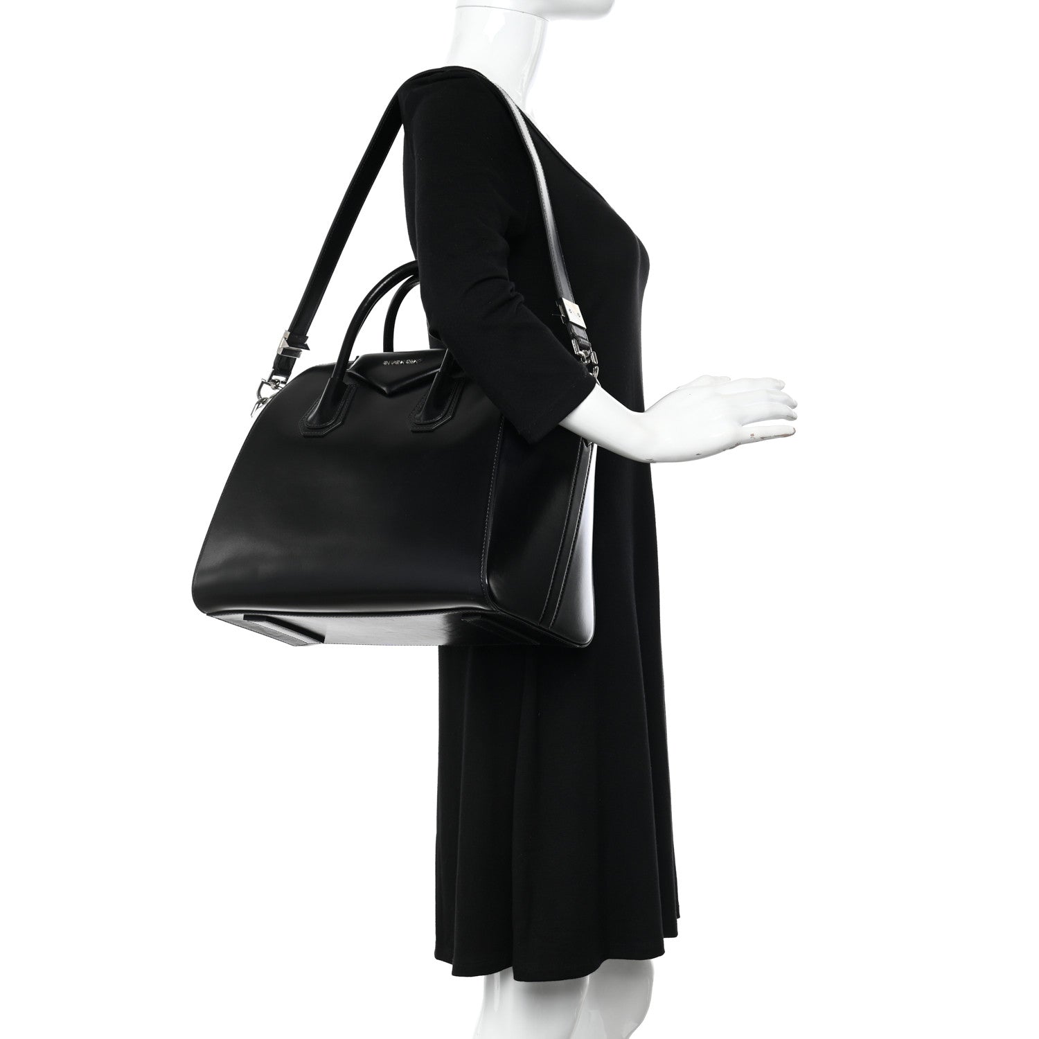 Givenchy Shiny Lord Calfskin Medium Antigona Black 2 of 10
