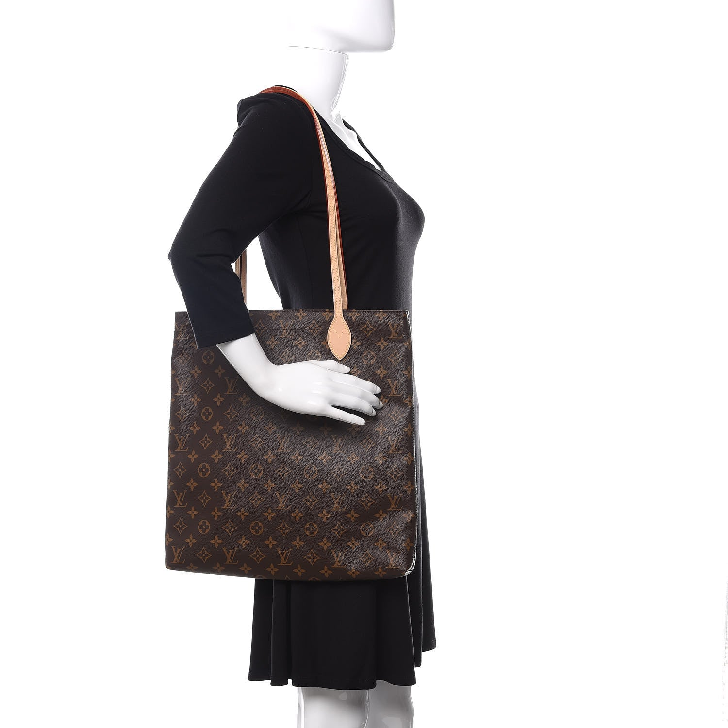 Louis Vuitton Monogram Carry It 2 of 9