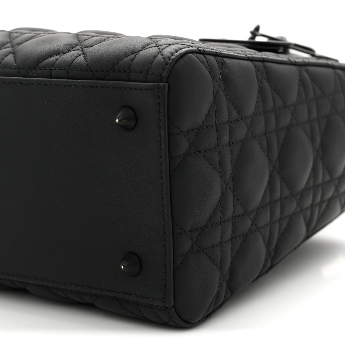 Ultra Matte Calfskin Cannage Medium Lady Dior Black