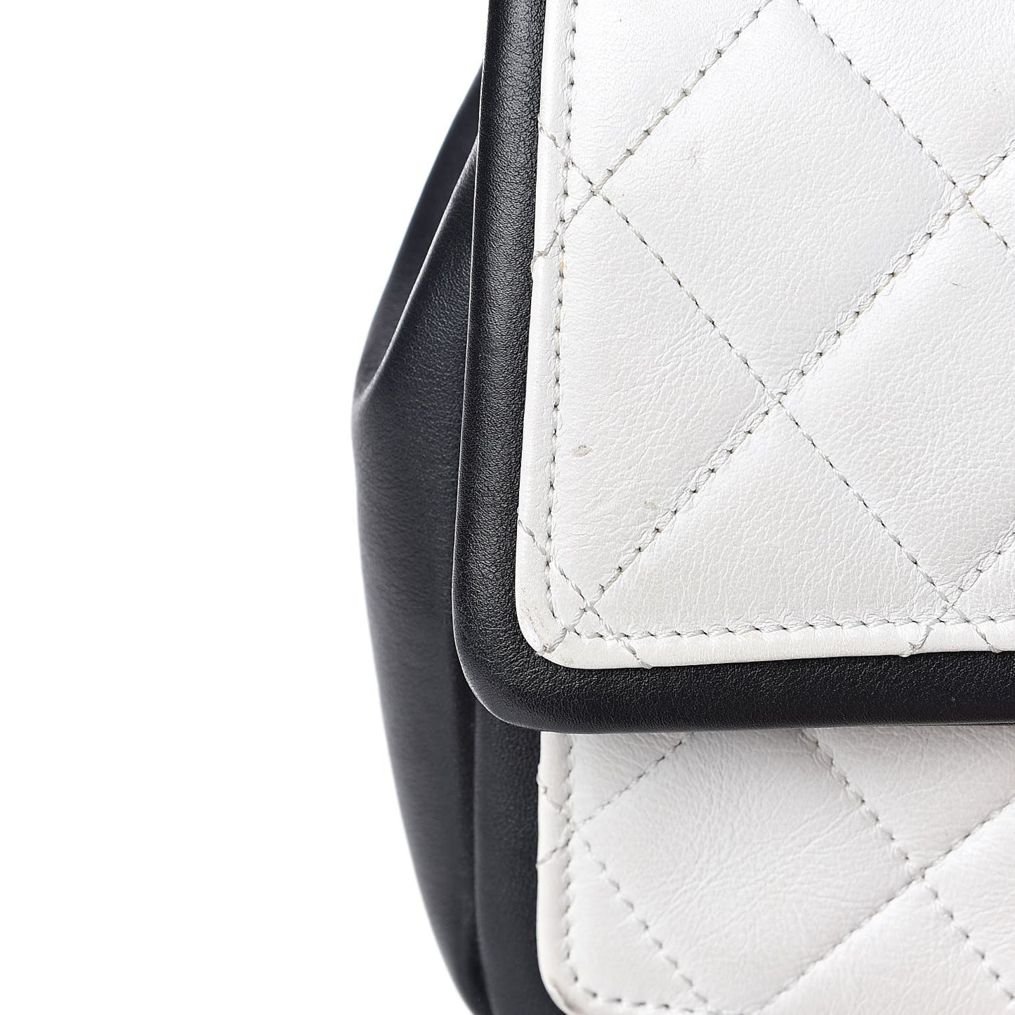 Lambskin Quilted Graphic Medium Flap White Black