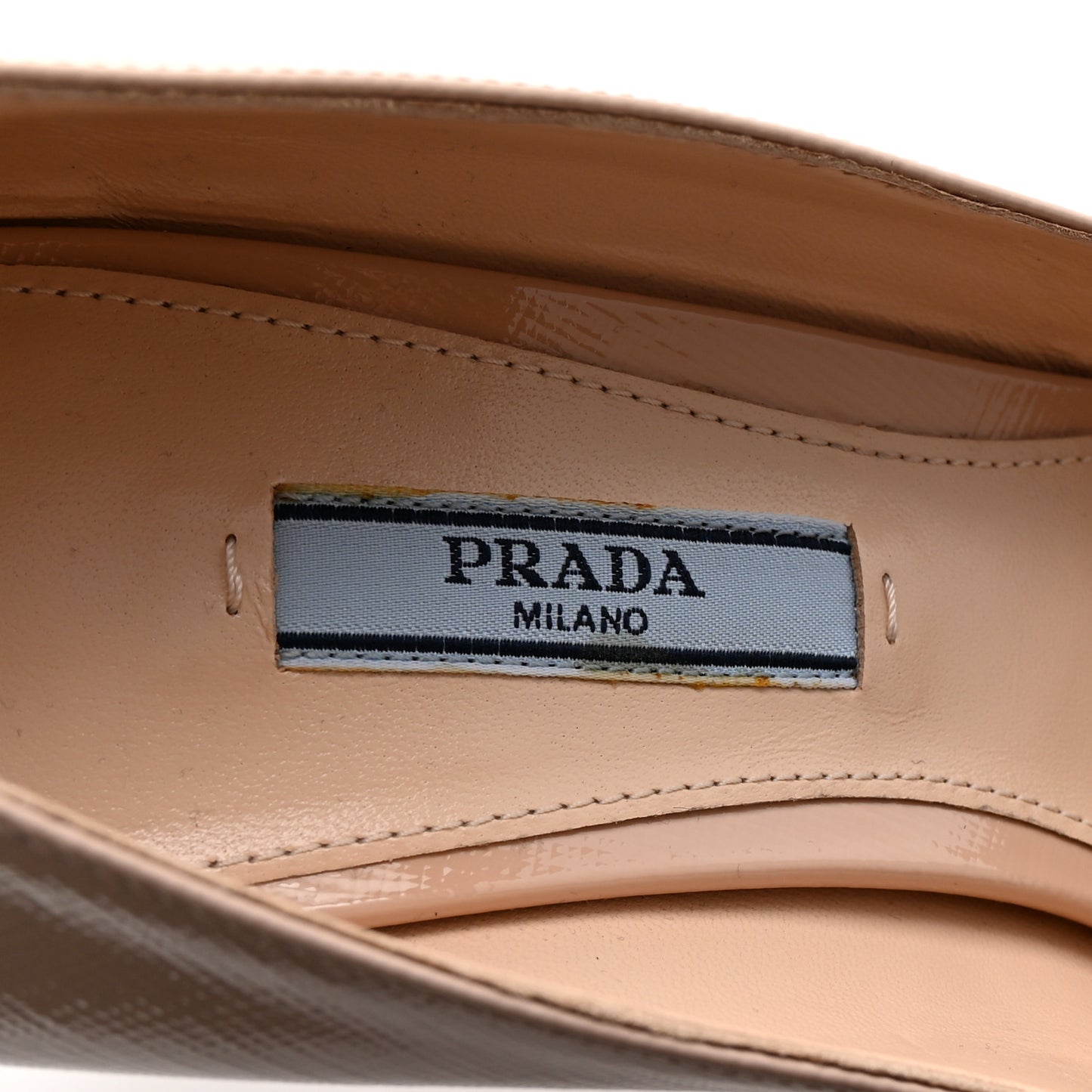Saffiano Patent Pumps 38.5 Cipria