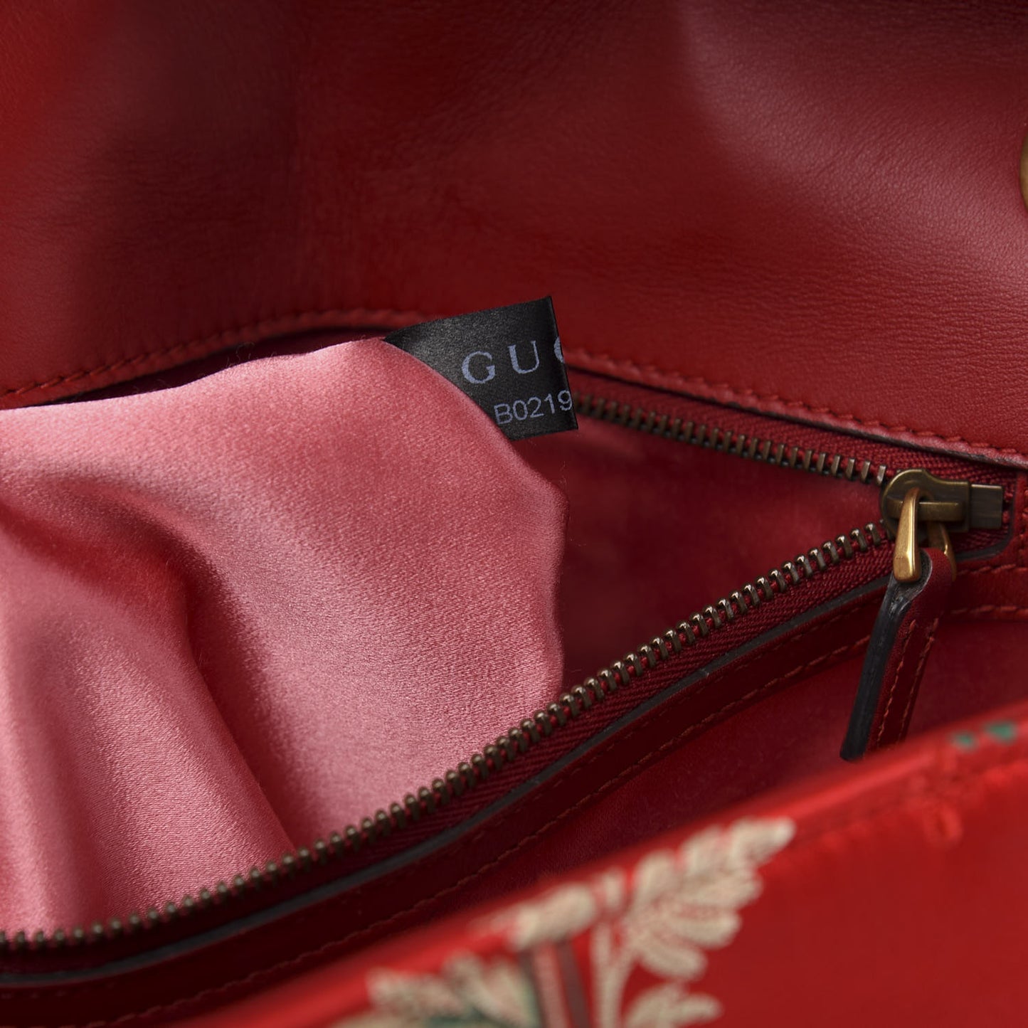 Jacquard Matelasse Floral Medium GG Marmont Shoulder Bag Red