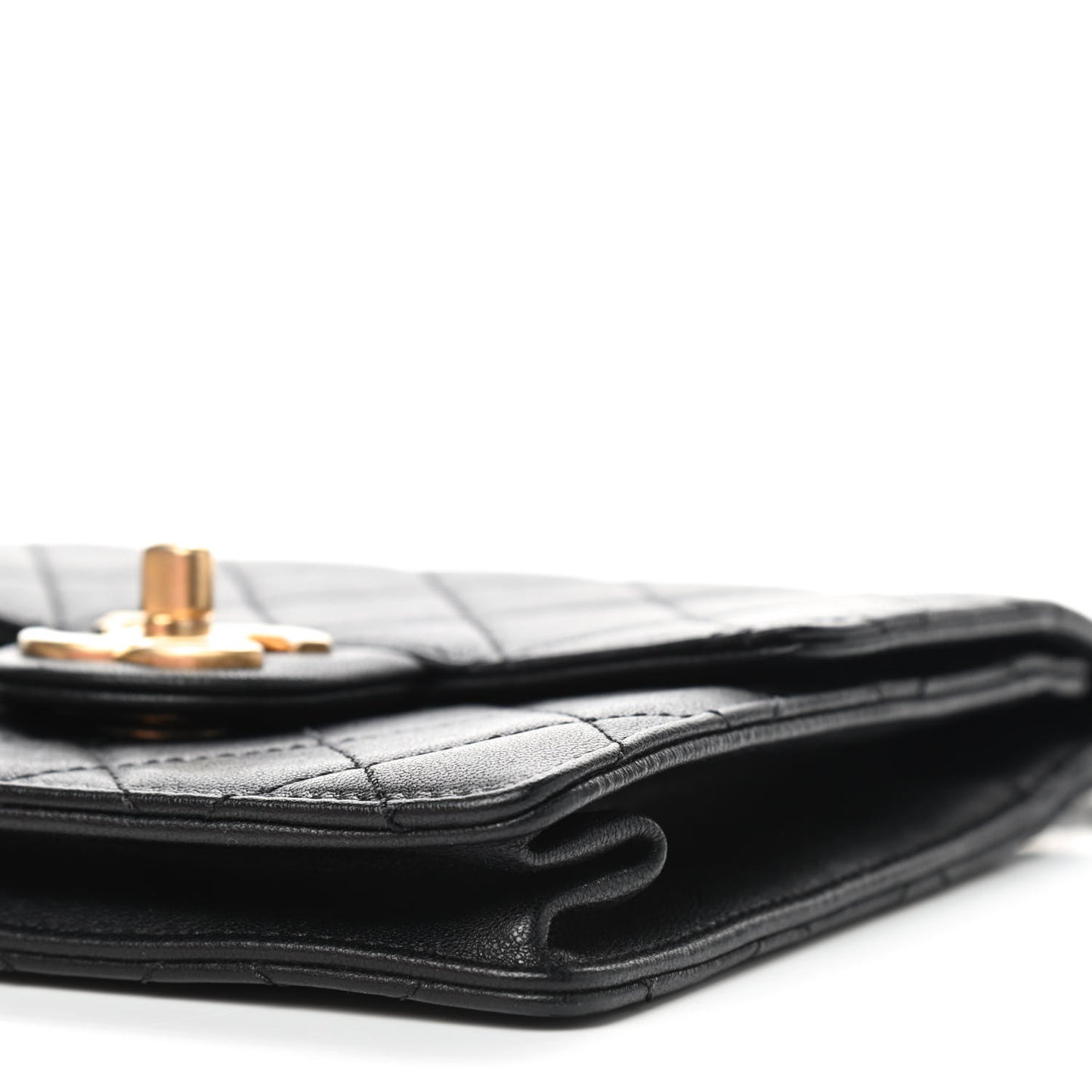 Lambskin Quilted Chic Pearls Flap Black