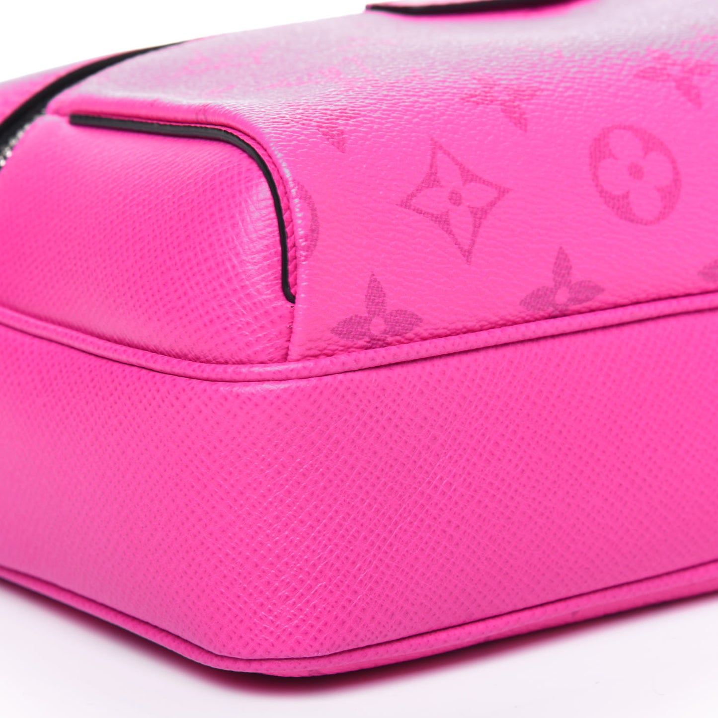 Taigarama Outdoor Messenger Fuchsia