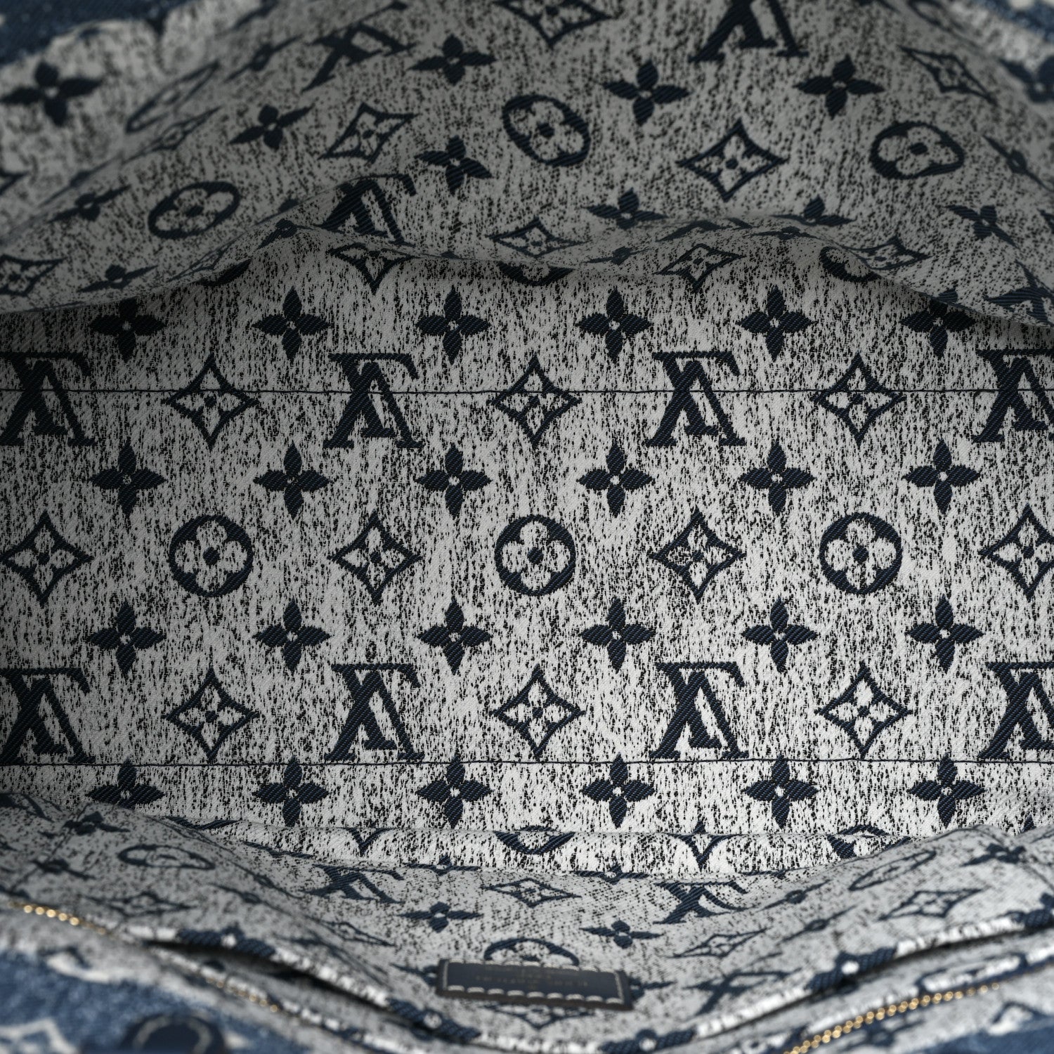 Louis Vuitton Monogram Jacquard Denim Onthego MM Bleu 5 of 8