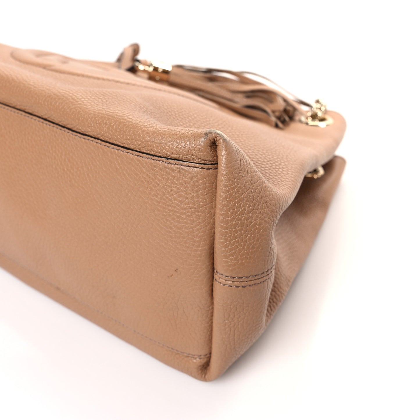 Pebbled Calfskin Medium Soho Chain Shoulder Bag Camelia