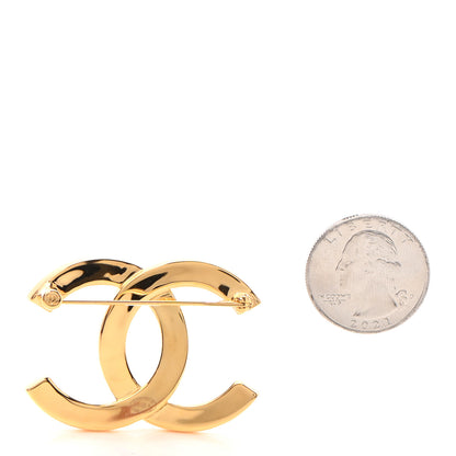 Chanel Metal Paris Button CC Large Brooch Gold 3 of 5