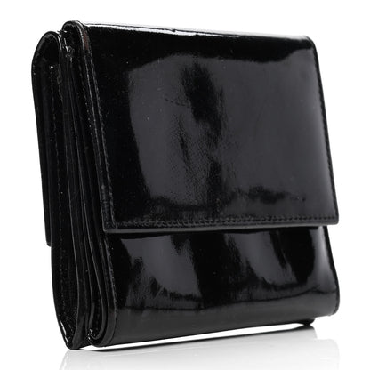 Chanel Patent Compact CC Flap Wallet Black 2 of 4