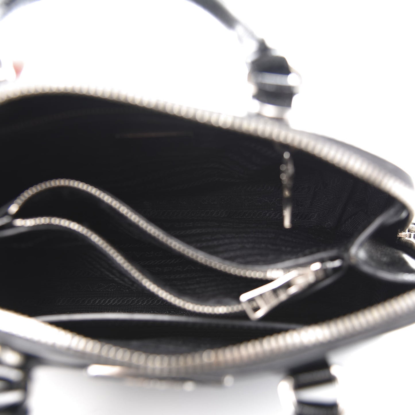 Saffiano Vernice Small Promenade Tote Black