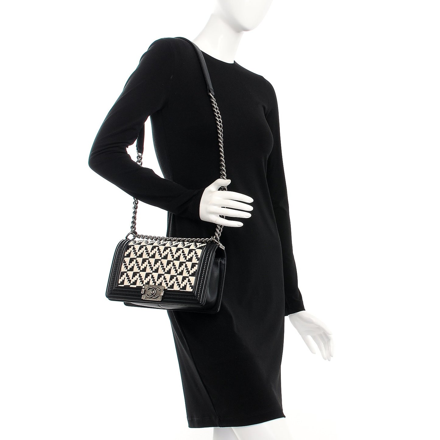 Calfskin Woven Medium Boy Flap Black White