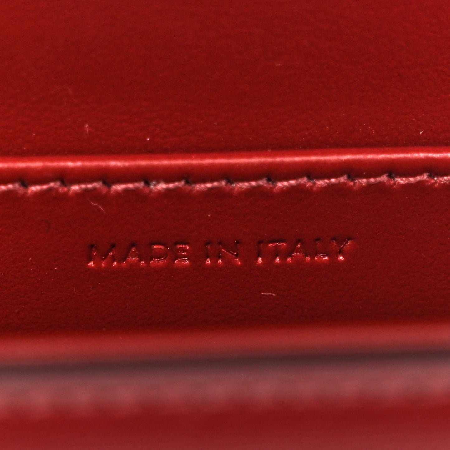 Shiny Calfskin Mini Chain Claude Burgundy