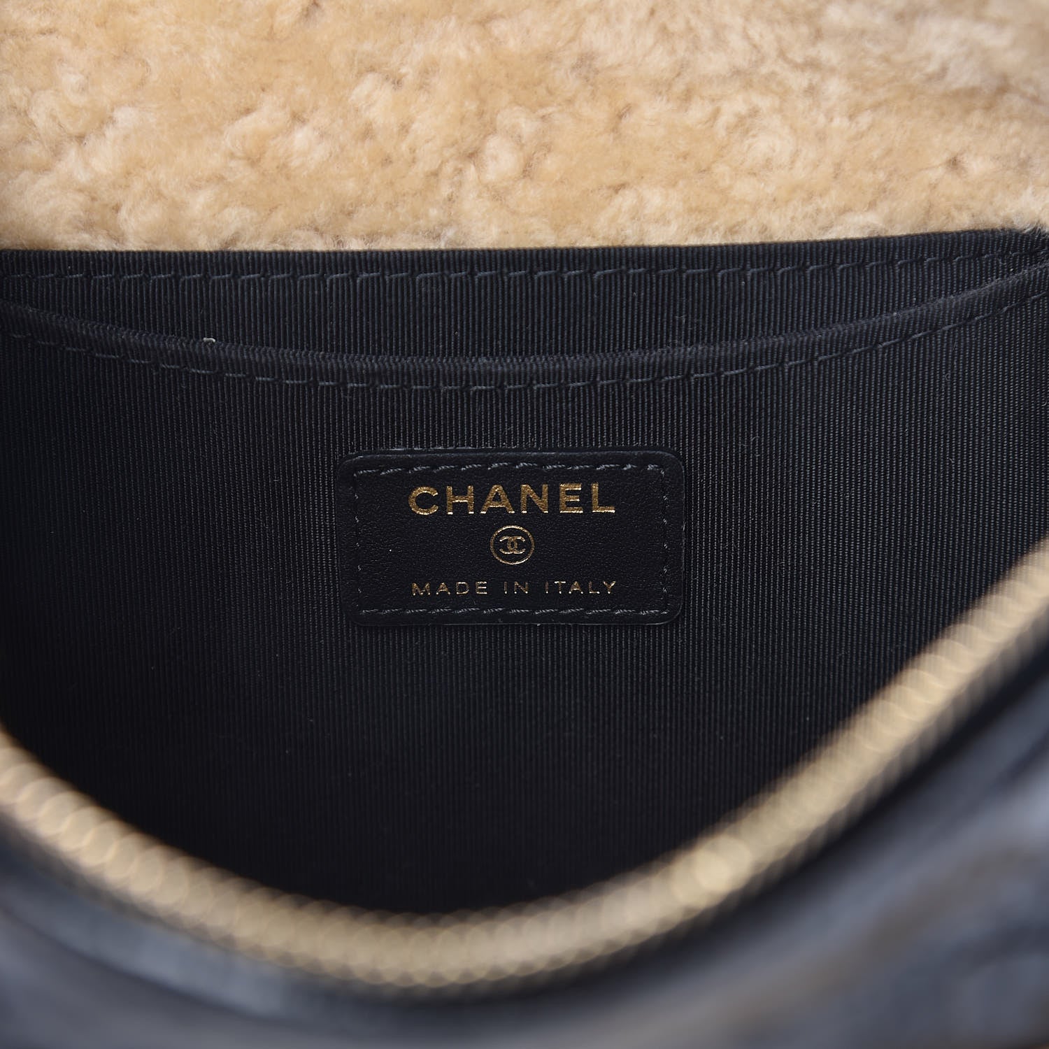 Chanel Shiny Crumpled Sheepskin Shearling Medium Cosmetic Case Black Beige 6 of 9