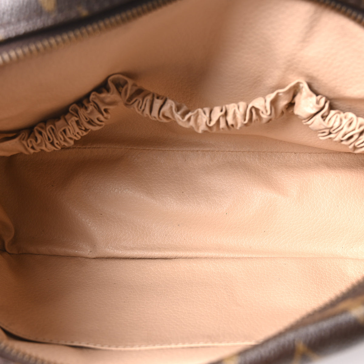 Louis Vuitton Monogram Trousse Toilette 28 5 of 9
