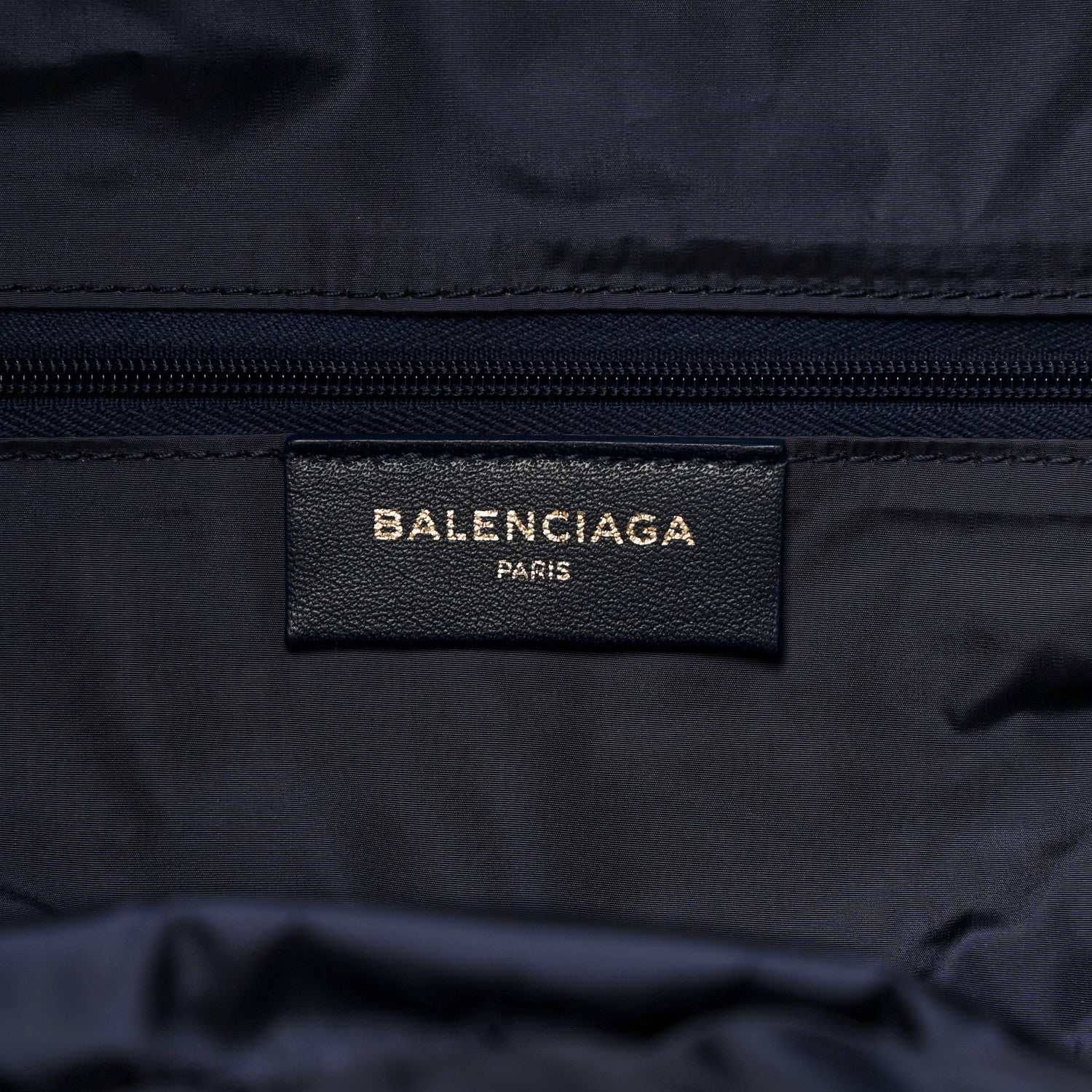 Balenciaga Textured Sport Nylon Logo Embroidered S Wheel Gym Bag Bleu Navy Rouge 5 of 9