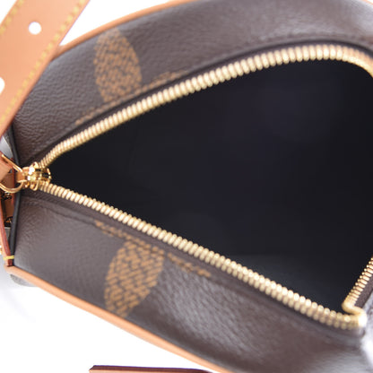 Louis Vuitton Reverse Monogram Giant Boite Chapeau Souple 5 of 9