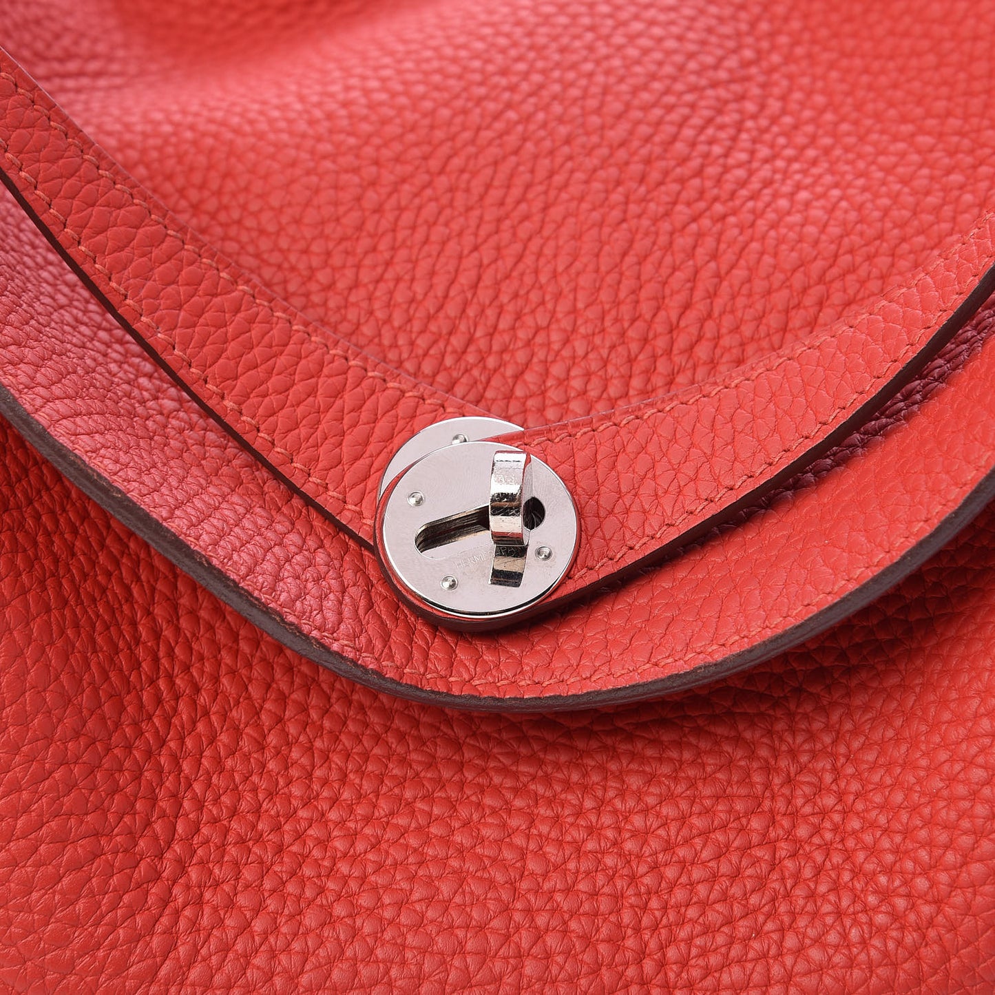 Taurillon Clemence Lindy 30 Rouge Casaque