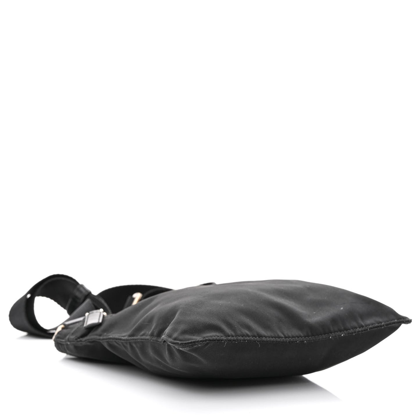 Nylon Flat Messenger Bag Black