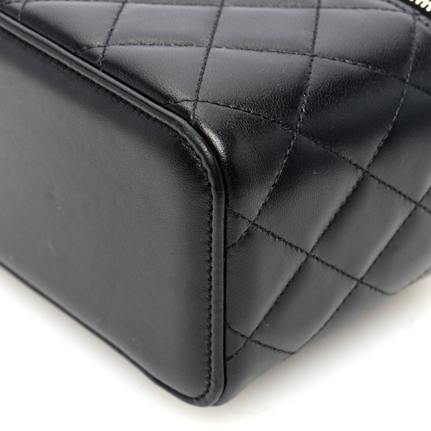 Lambskin Quilted Small Top Handle Vanity Case With Chain Black