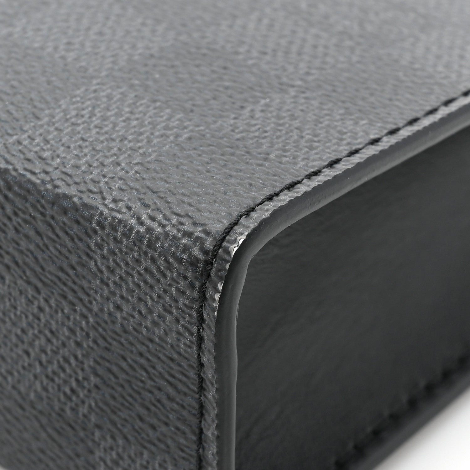 Louis Vuitton Damier Graphite Wild Animals Wearable Wallet 15 of 15