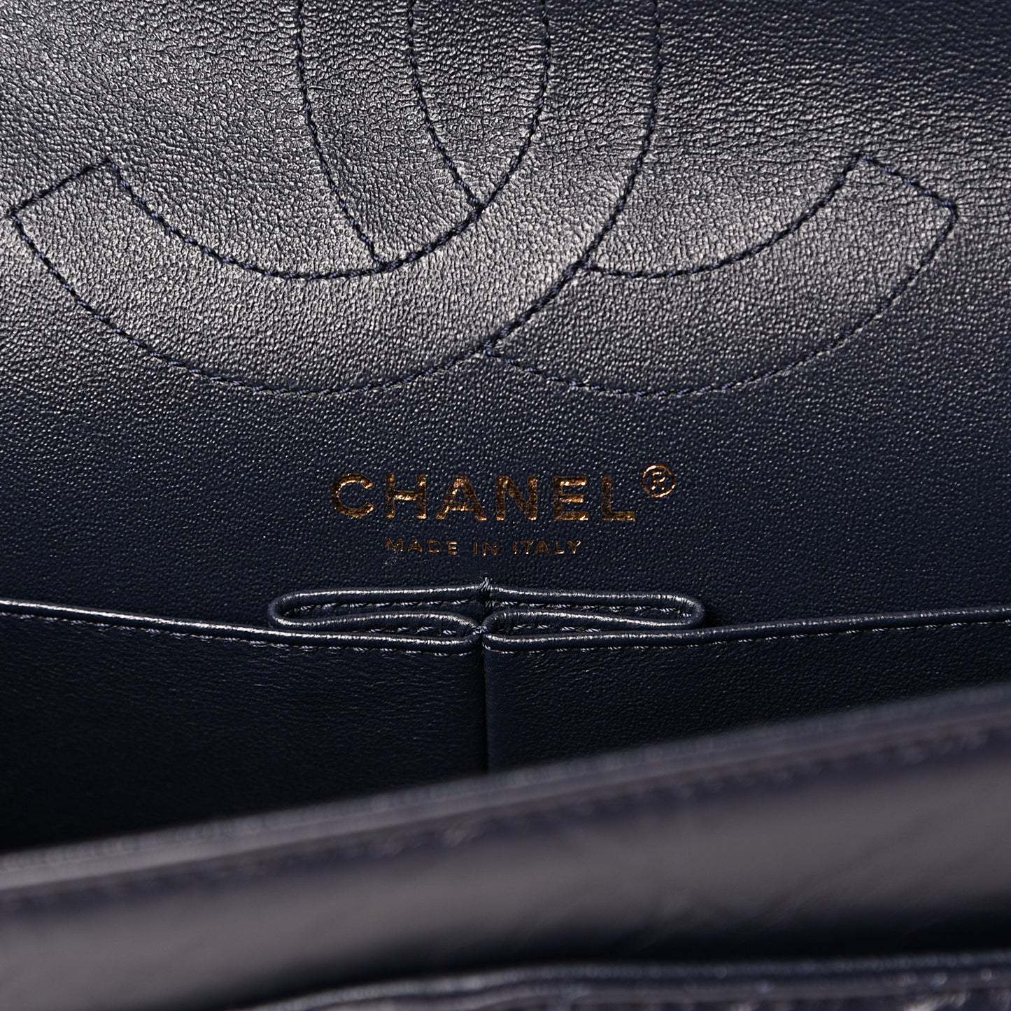 Aged Calfskin Chevron Quilted 2.55 Reissue 226 Flap Navy Blue
