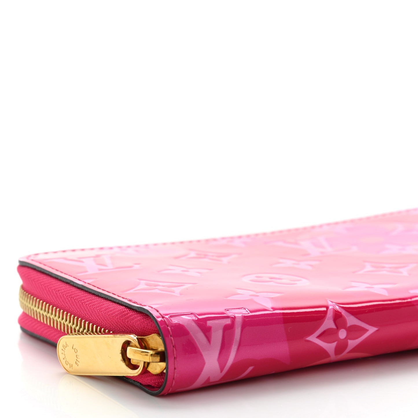 Vernis Valentine Zippy Wallet Fuchsia