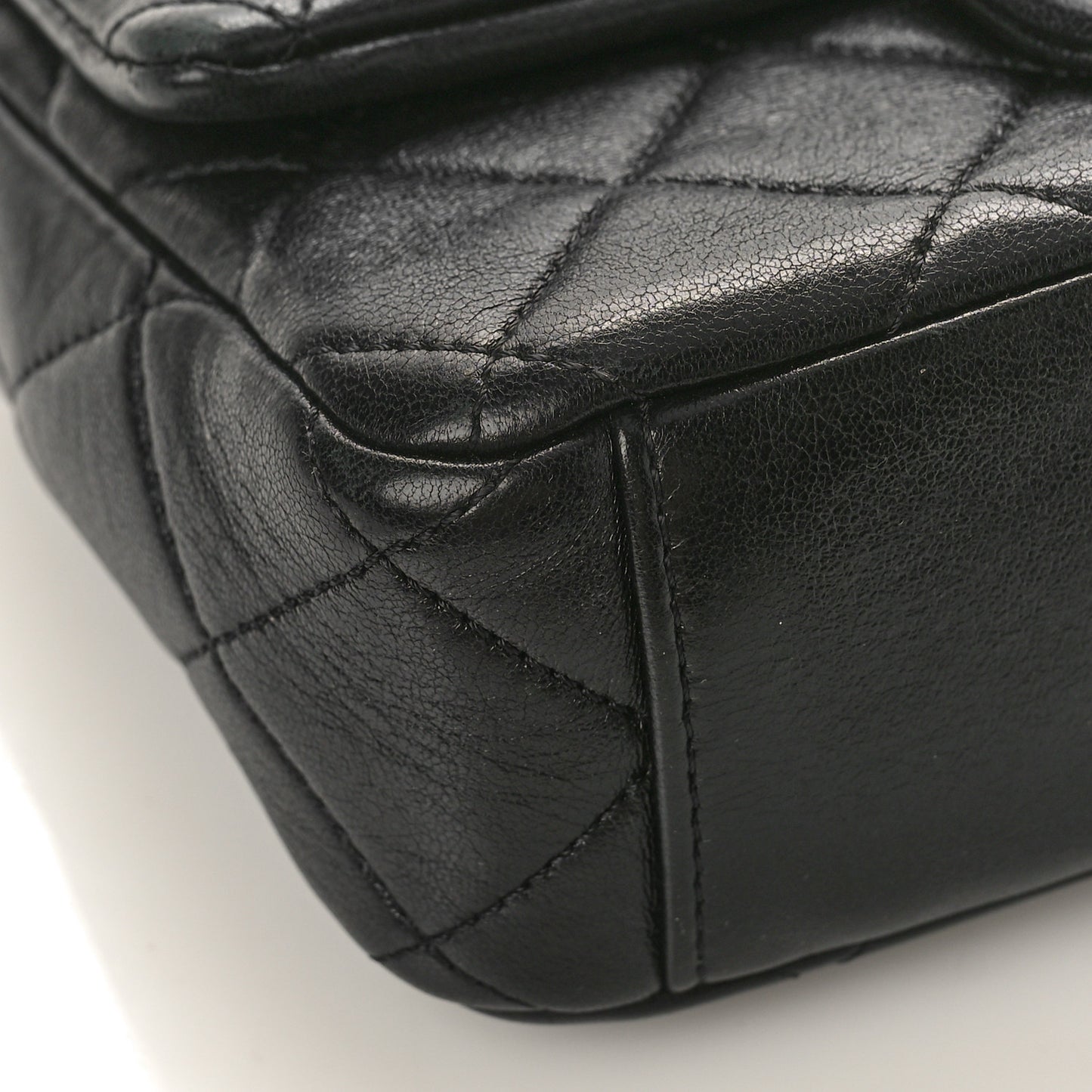 Lambskin Quilted Mini CC Chain Flap Black
