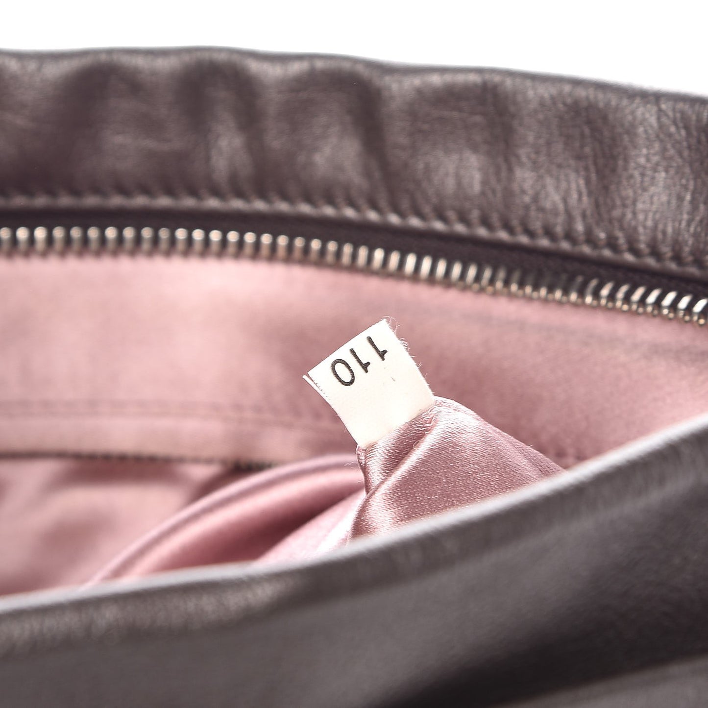 Royal Calf Pleated Clutch Grafite Mordore