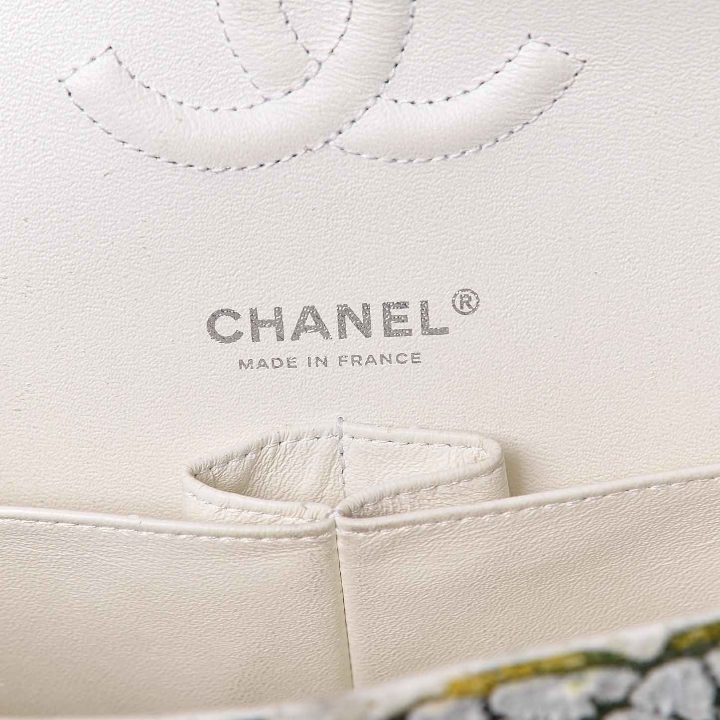 Tweed Quilted Medium Floral Double Flap White