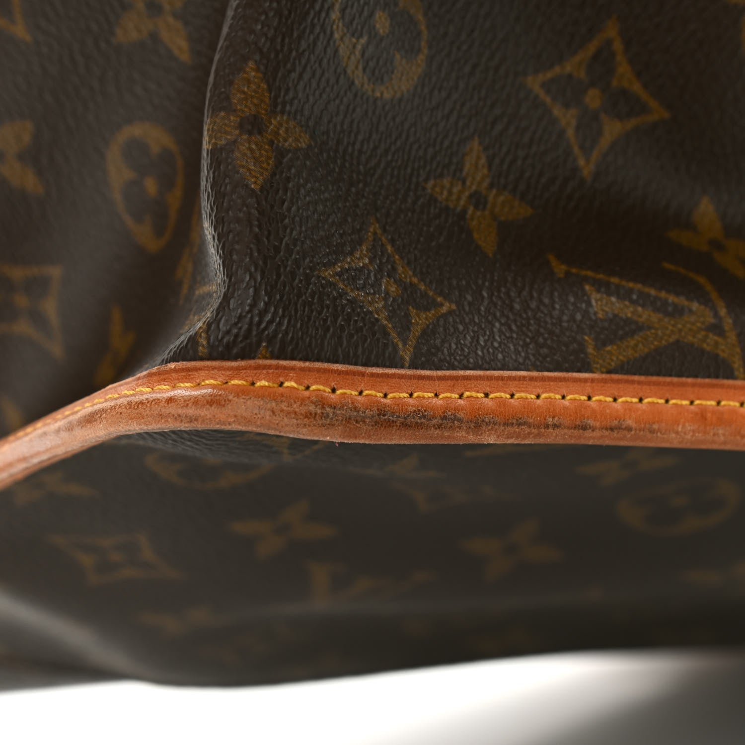 Louis Vuitton Monogram Sac Gibeciere GM 10 of 12