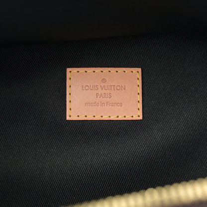 Louis Vuitton Monogram Bumbag 6 of 11