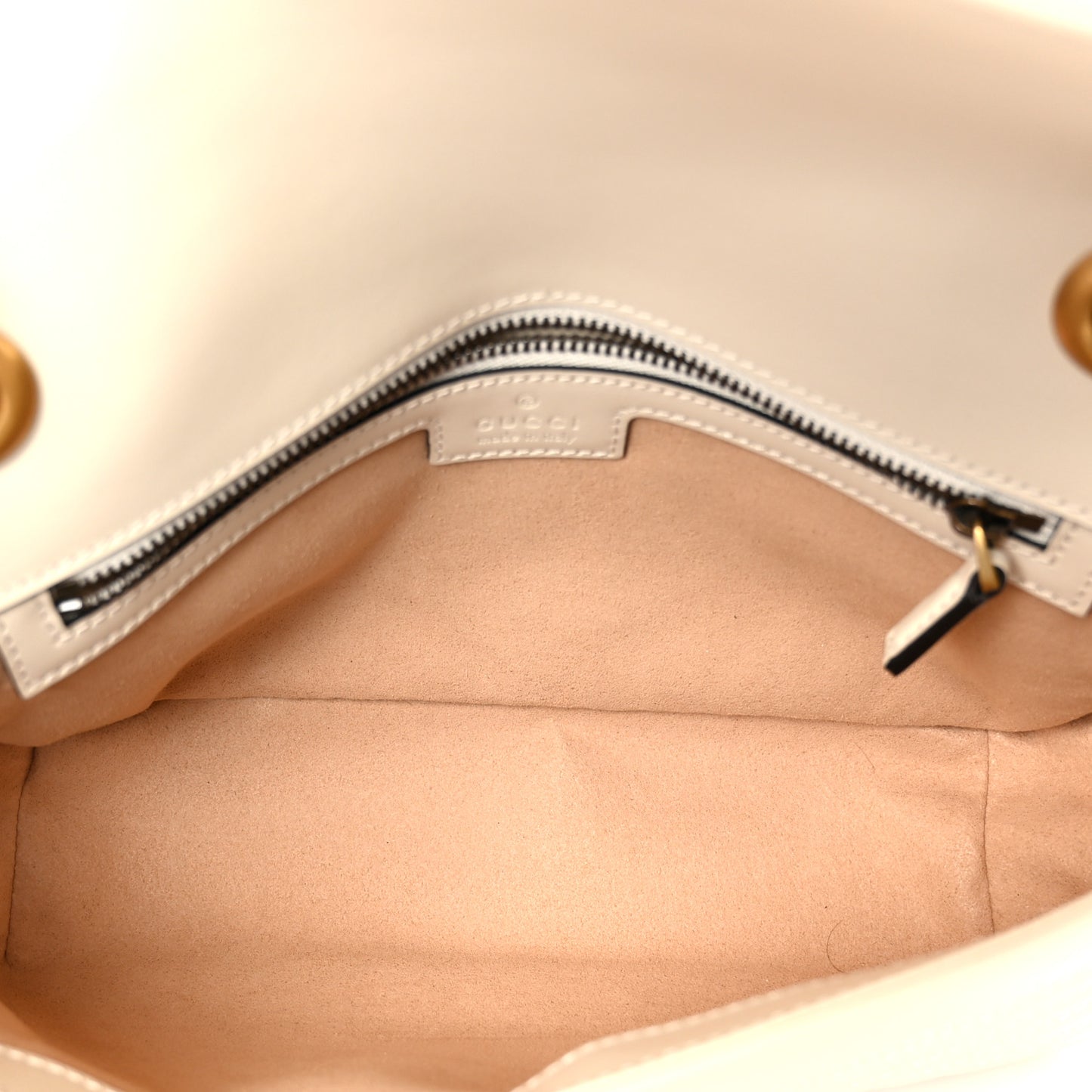 Calfskin Matelasse Small GG Marmont Shoulder Bag White