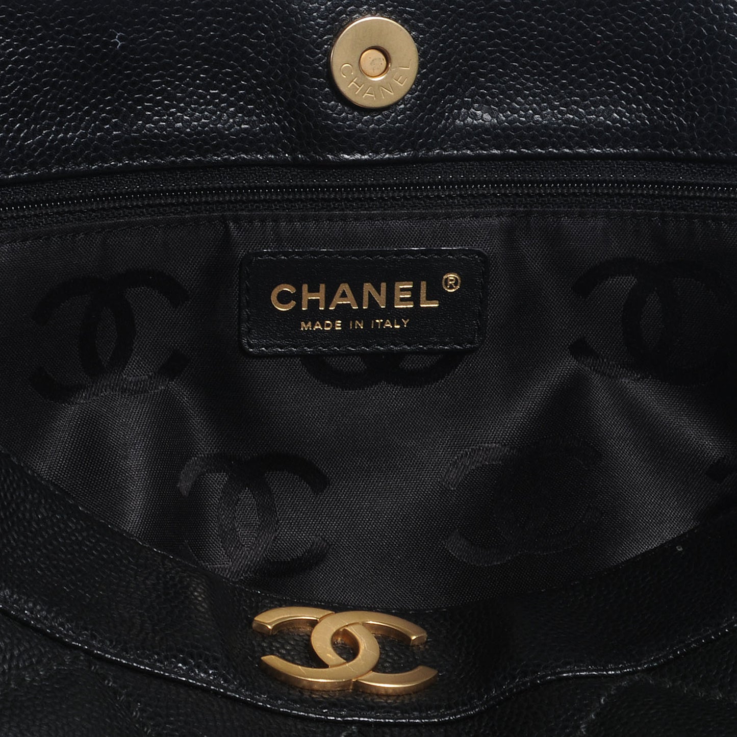 Caviar Quilted Shopping Tote Black