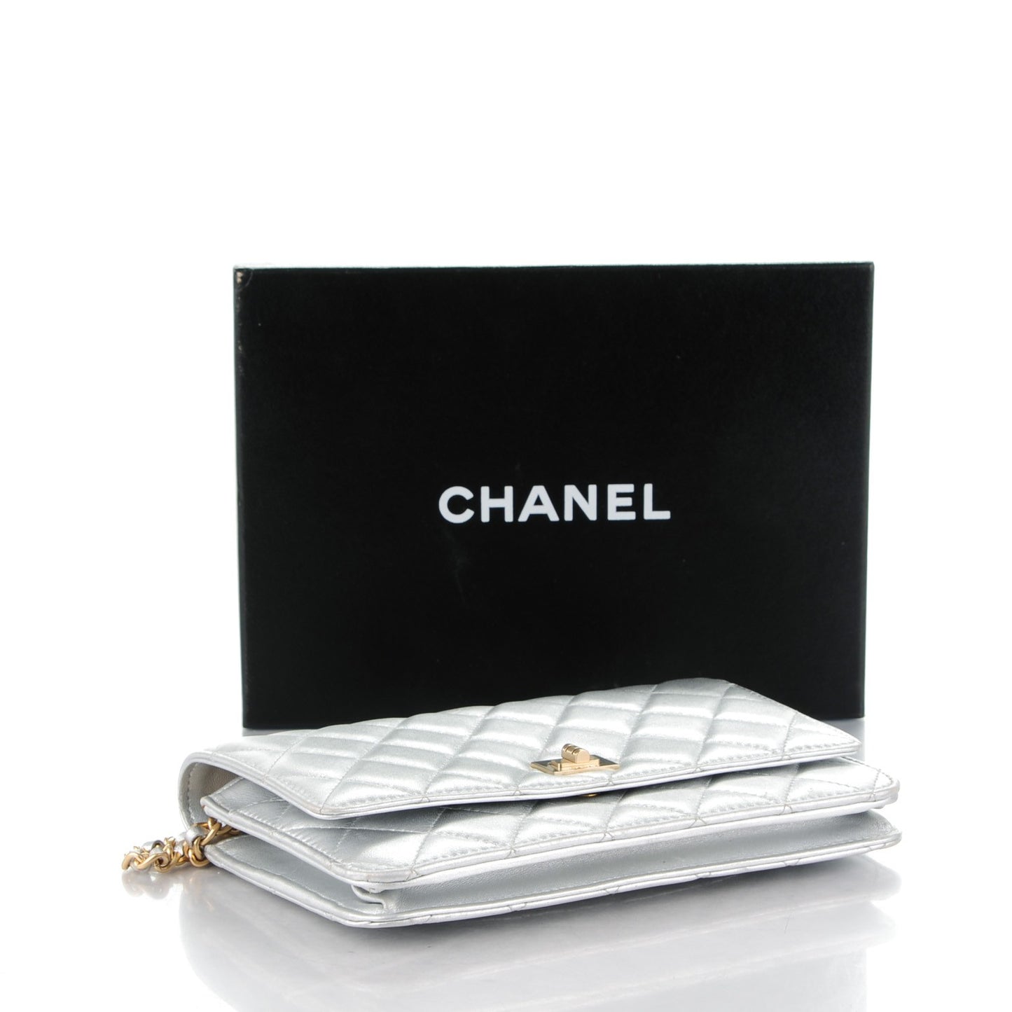 Metallic Lambskin Quilted Reissue Wallet On Chain WOC Silver
