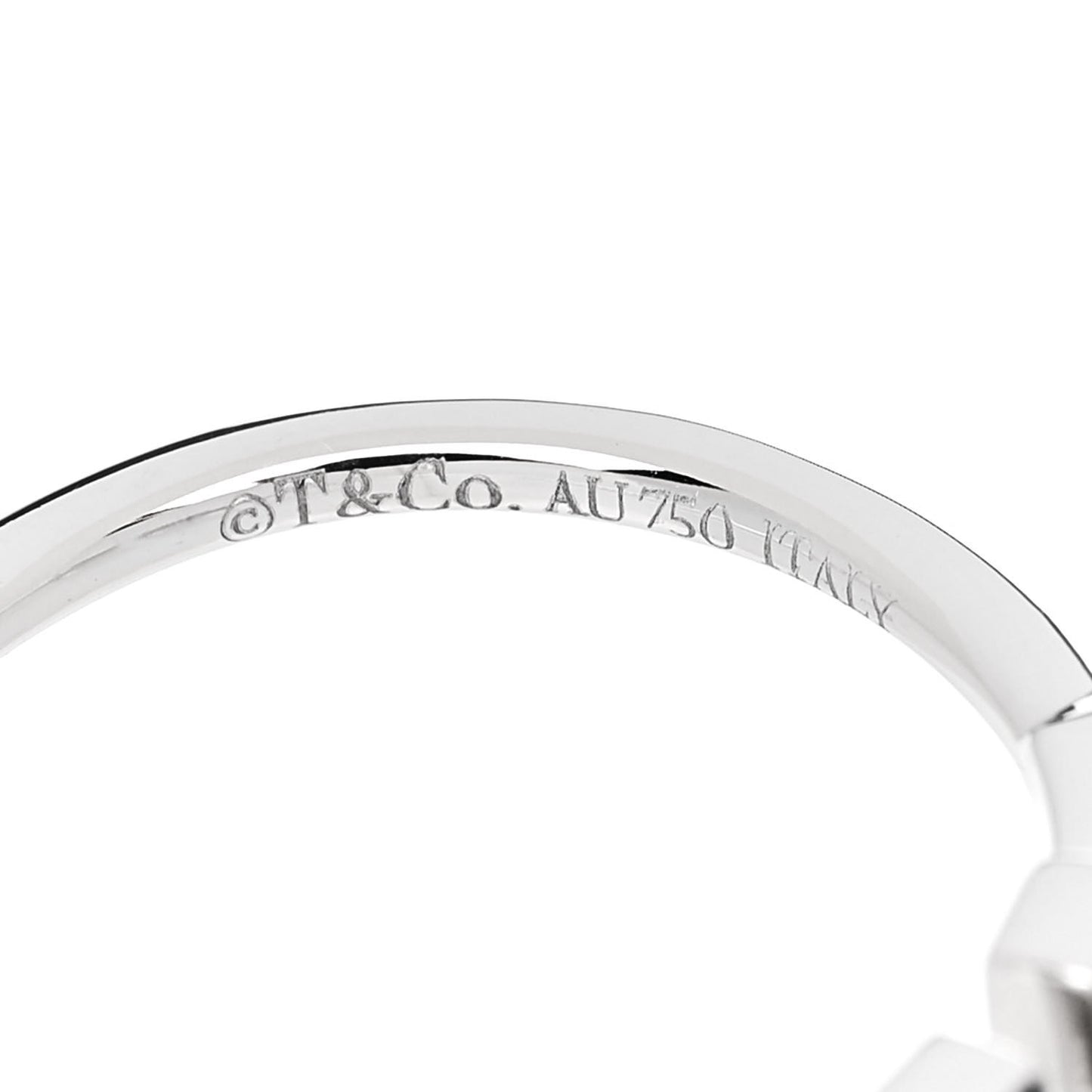18K White Gold Ruby T Wire Ring 52 6