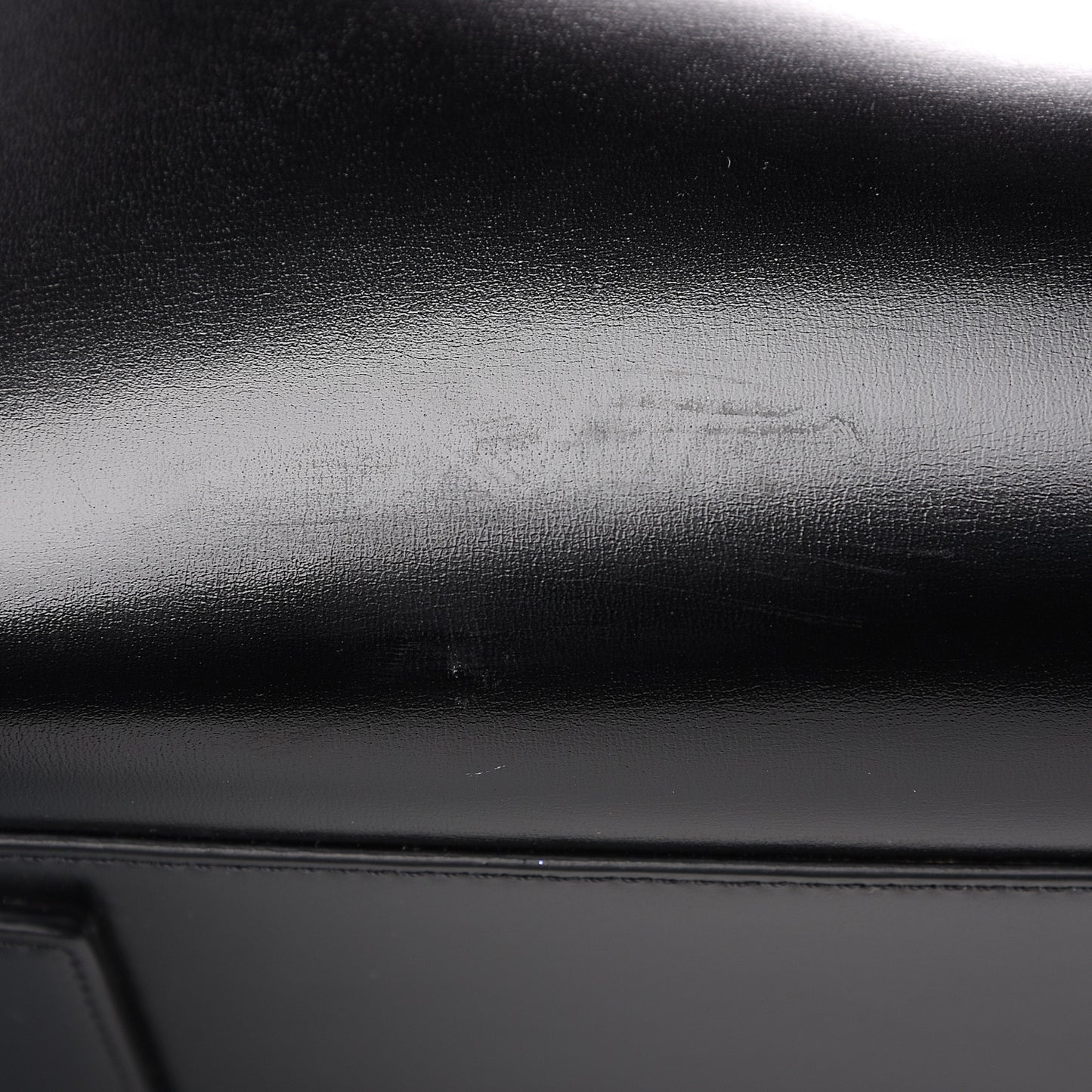 Shiny Lord Calfskin Medium Antigona Black