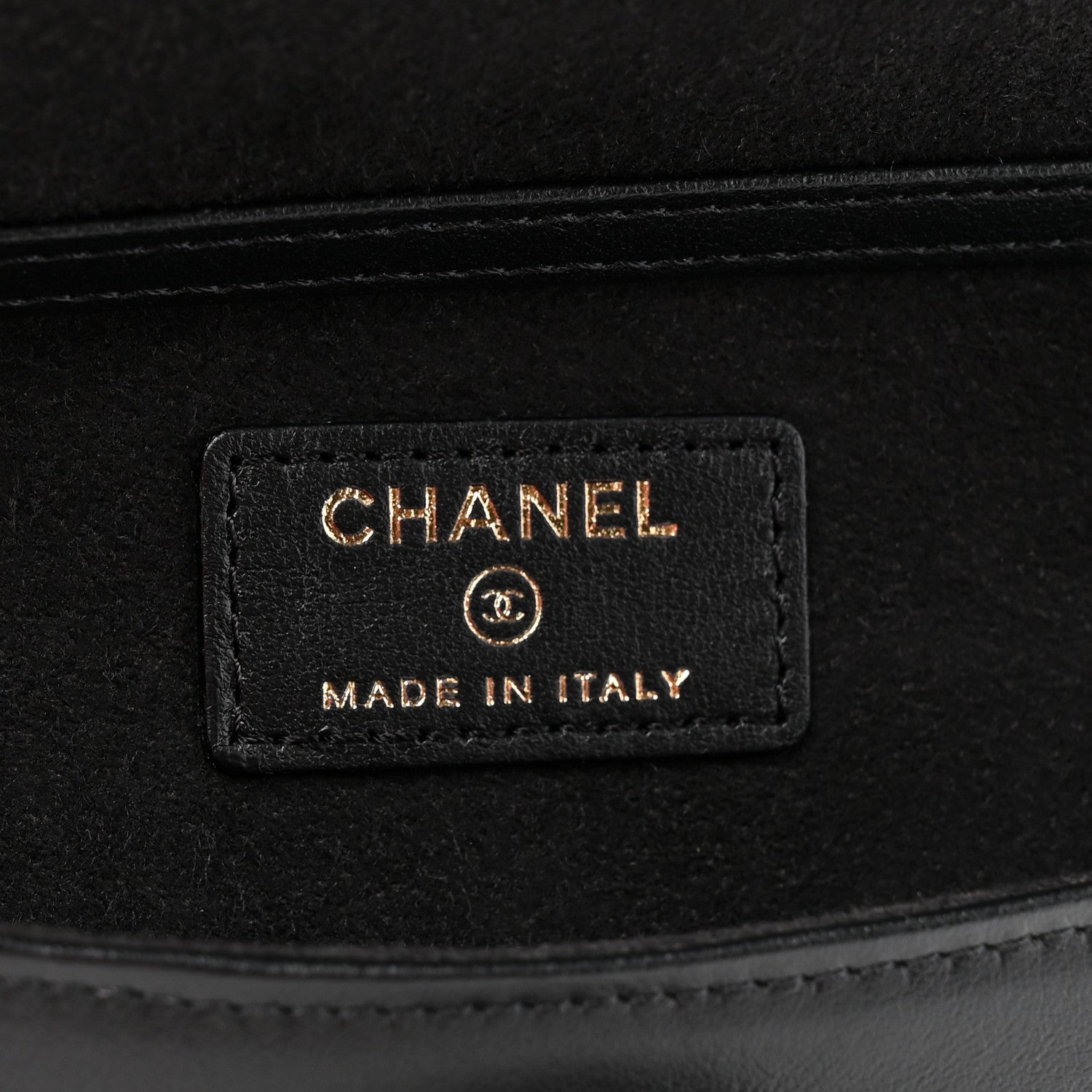 Chanel Caviar Quilted Chain Glasses Case Black 1802243 – FASHIONPHILE