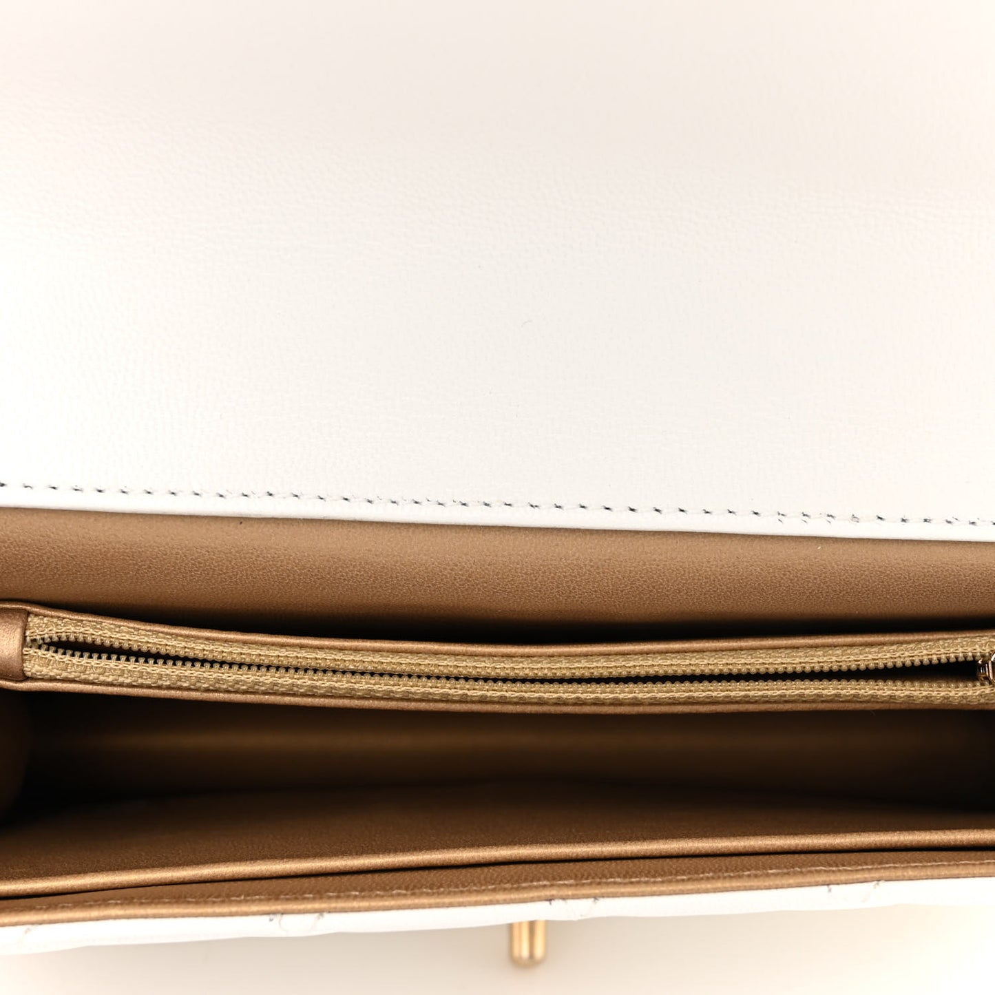 Lambskin Quilted Small Chic Pearls Flap White