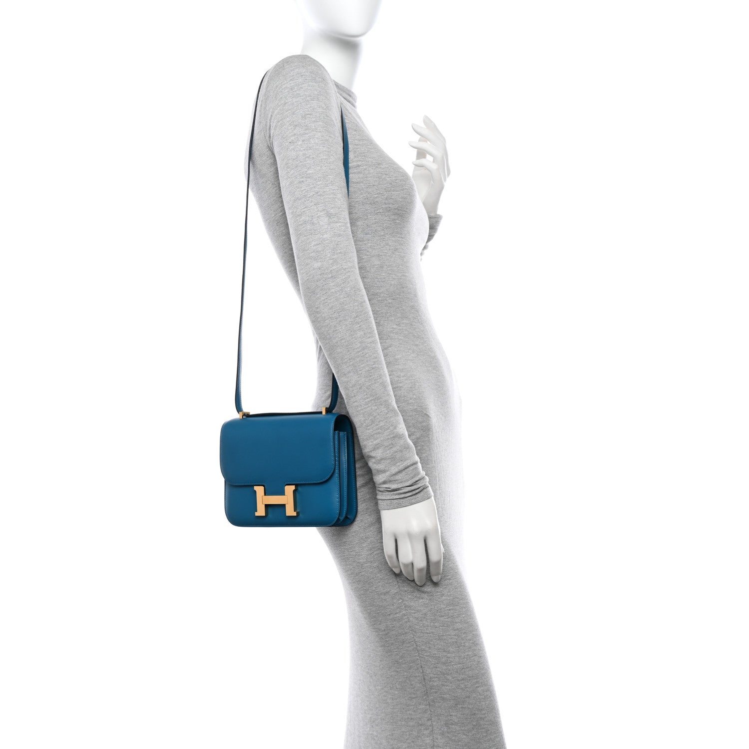 Hermes Tadelakt Constance 18 Bleu Izmir 2 of 11