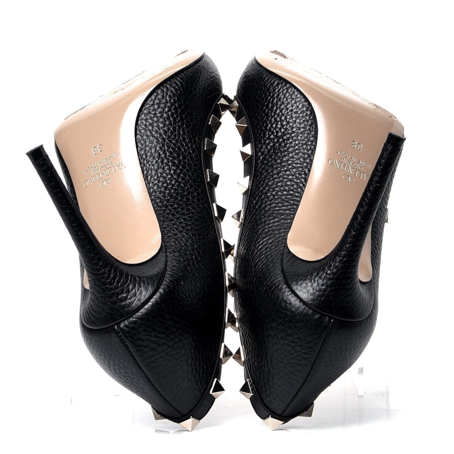 Pebbled Calfskin Rockstud 85mm Pumps 38 Black