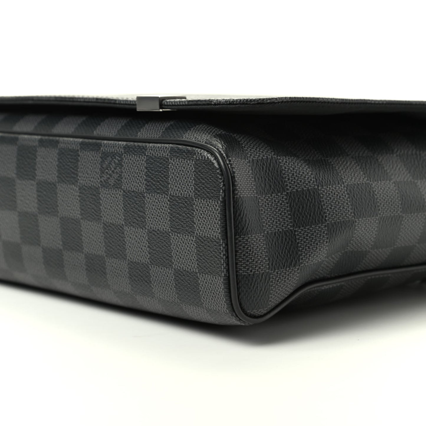 Damier Graphite District MM