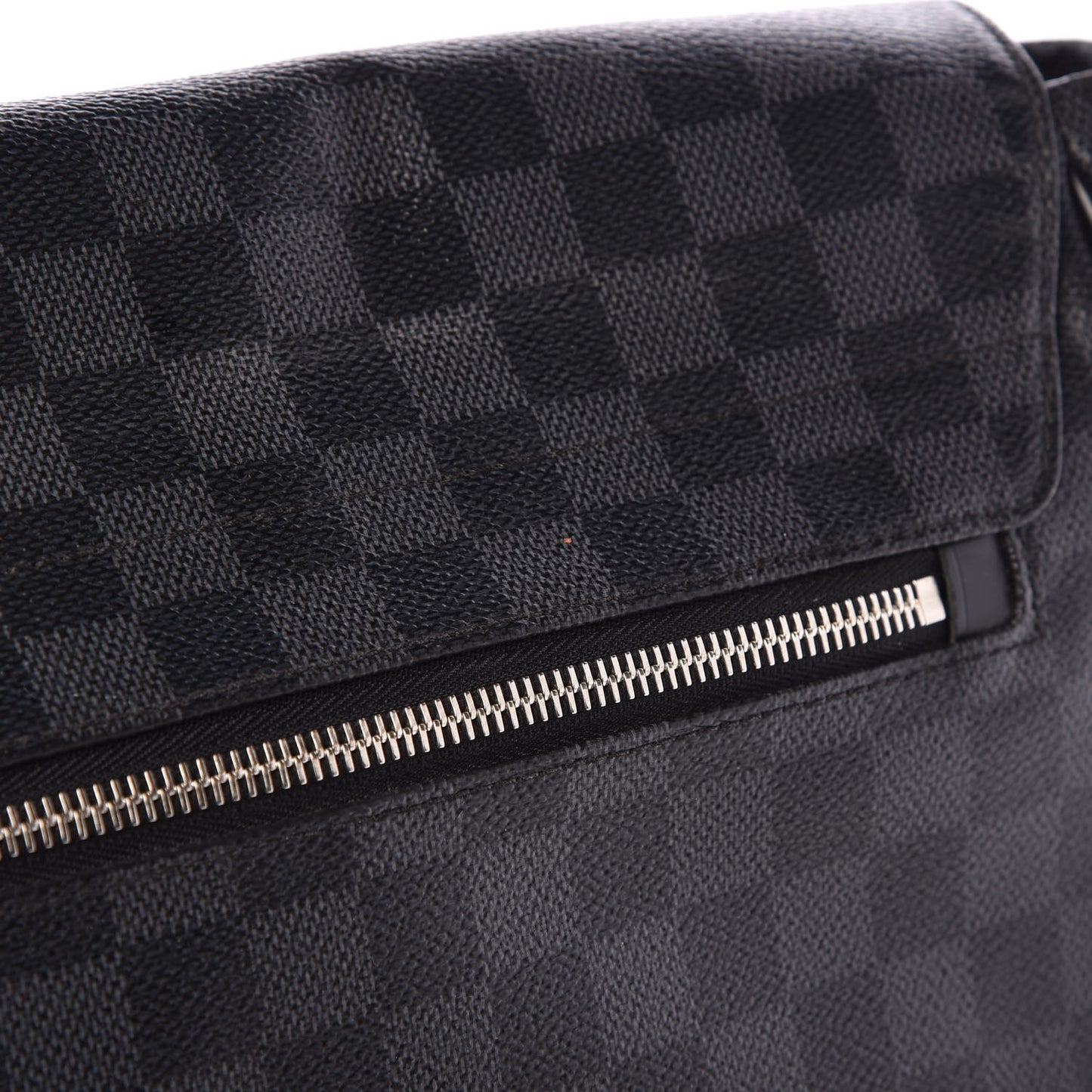 Damier Graphite District MM