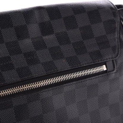 Louis Vuitton Damier Graphite District MM 11 of 11