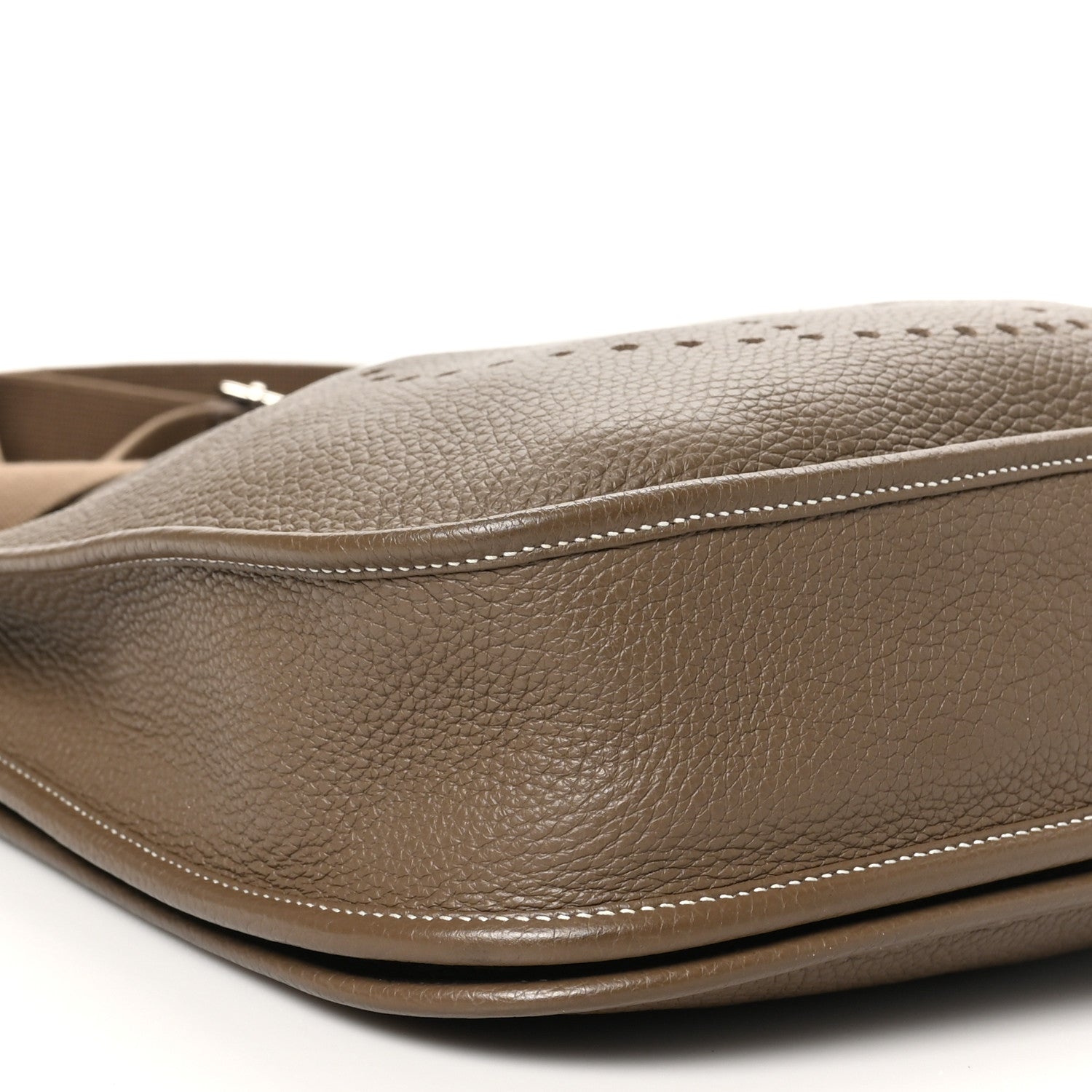 Hermes Taurillon Clemence EVELYNE III PM Etoupe 9 of 11