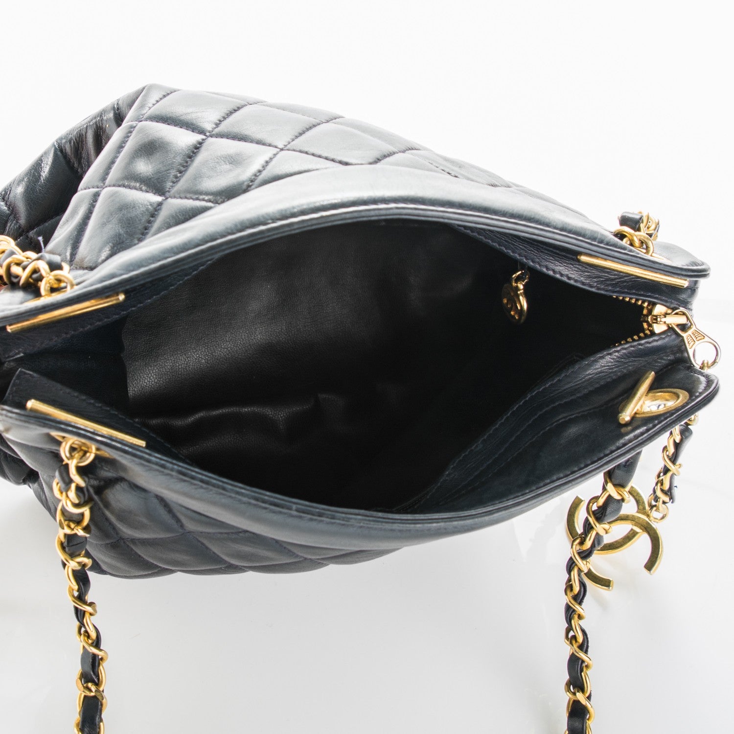 Chanel Lambskin Quilted CC Shoulder Bag Navy Blue 5 of 8